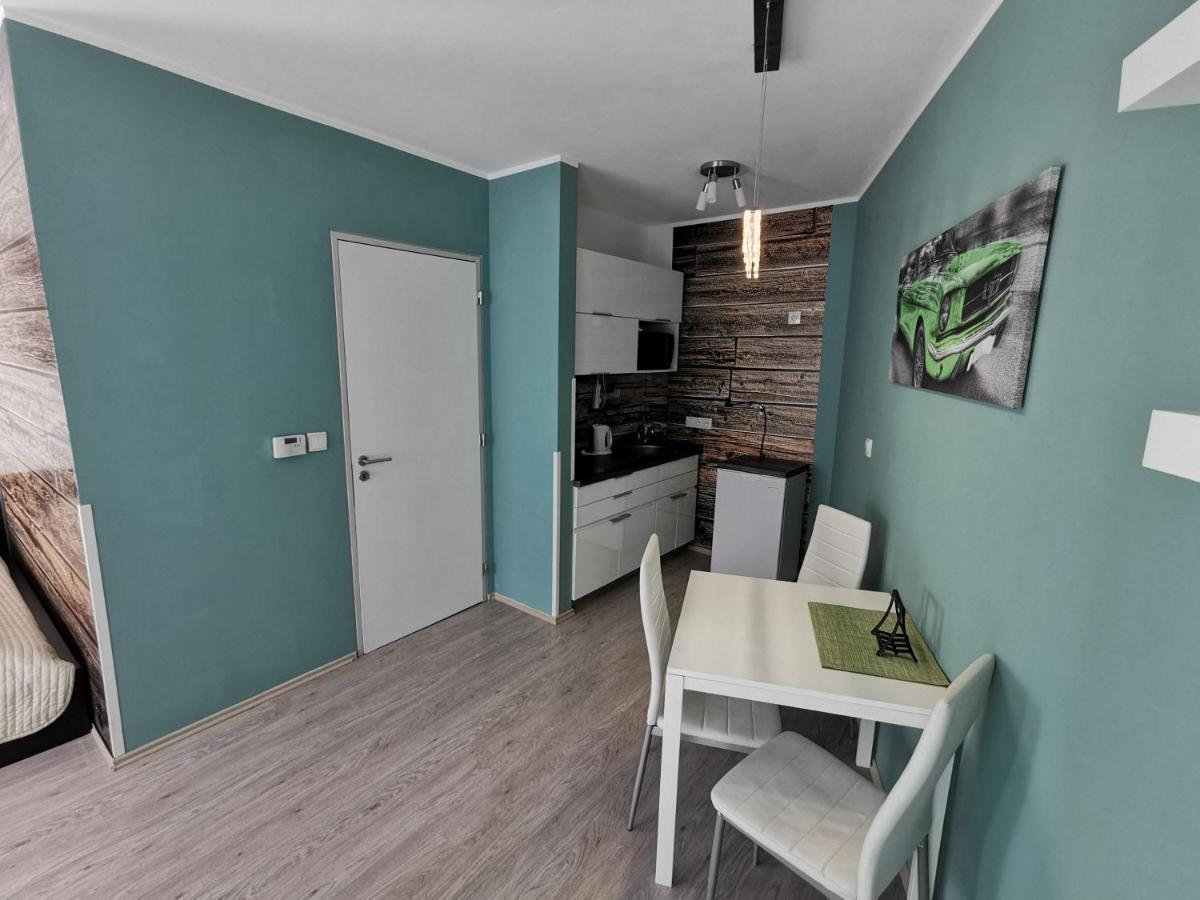 Apartman Mustang Klinovec โลชนา โปด กลิโนฟเซม ภายนอก รูปภาพ