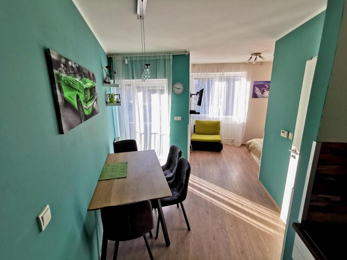 Apartman Mustang Klinovec โลชนา โปด กลิโนฟเซม ภายนอก รูปภาพ
